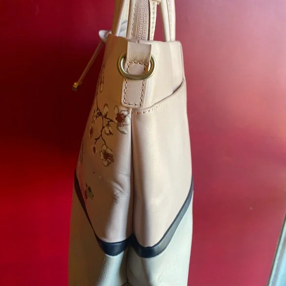 Dog lovers Radley & Friends Sunday Stroll very sought after satchel crossbody - Picture 4 of 13